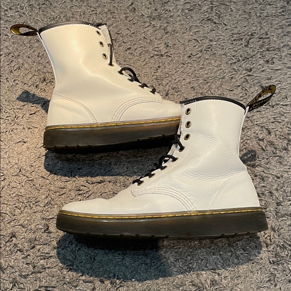 Dr martens zavala boots